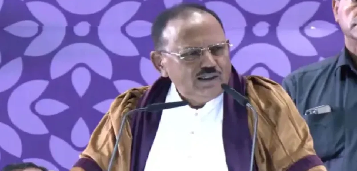 ভাৰতীয় প্ৰযুক্তিবিদ্যা প্ৰতিষ্ঠান (IIT) ৰুৰকিৰ সমাৱৰ্তনত অজিত ডোভাল