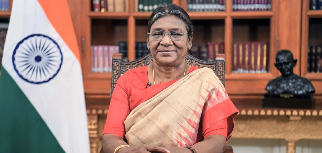 ৰাষ্ট্ৰপতি দ্ৰৌপদী মুৰ্মু
