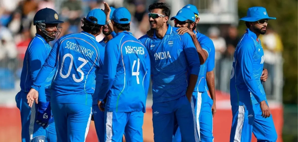পাকিস্তানক হৰুৱাই পুৰুষ ক্ৰিকেট দলৰ স্বৰ্ণ জয়ৰে ইতিহাস ৰচনা